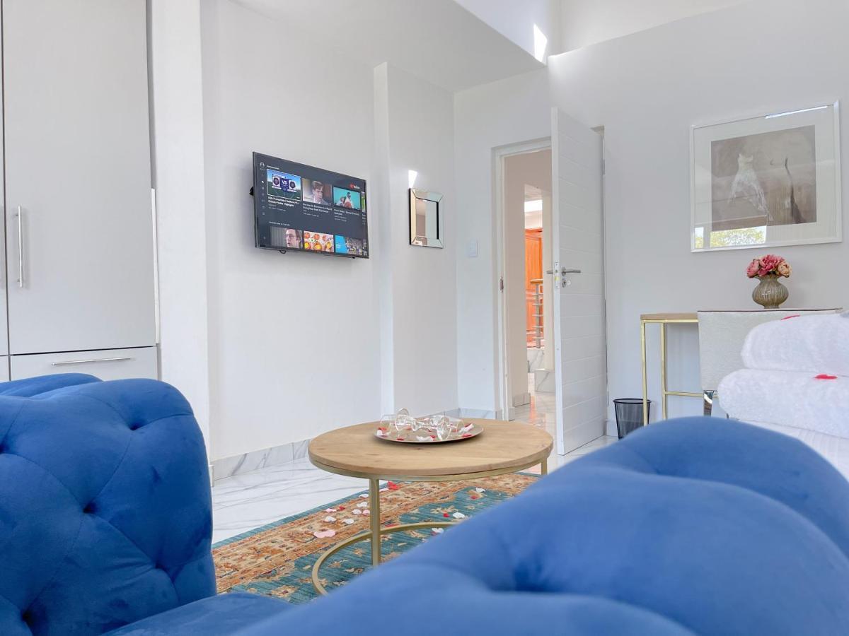 Amoris Guest House-Randburg Γιοχάνεσμπουργκ Εξωτερικό φωτογραφία